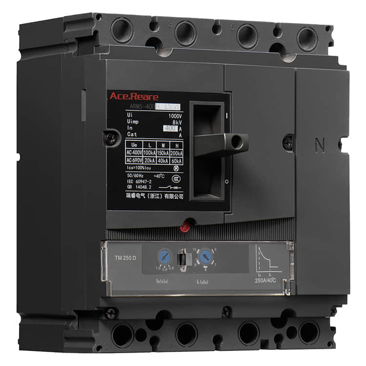Double-breaker moulded case circuit breaker Double-breaker moulded case circuit breaker